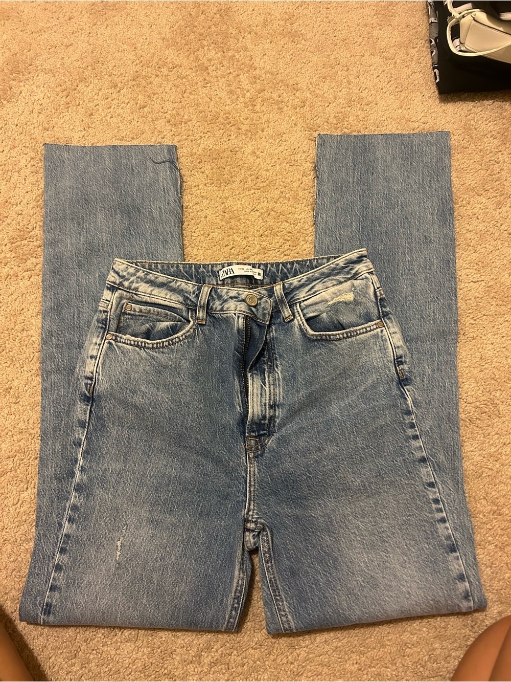 Zara Light Blue Straight-Leg Women’s Jeans